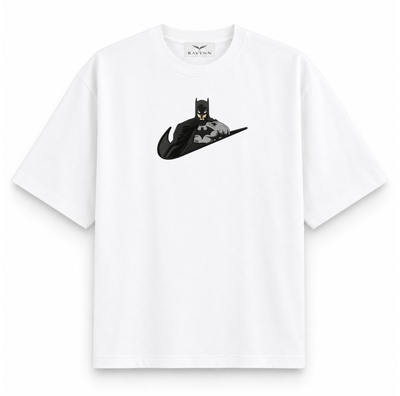 RAVYNN Oversized White T-Shirt – Batman Swoosh Frame Graphic