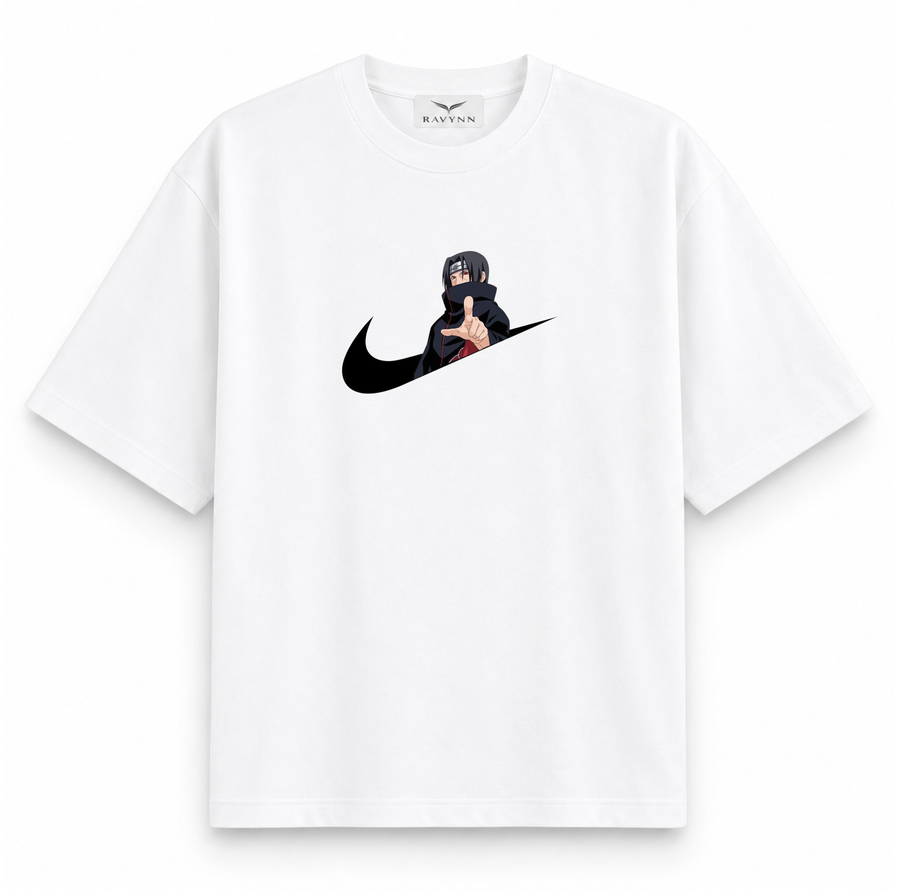 RAVYNN Oversized White T-Shirt – Itachi Uchiha Swoosh Frame Anime Graphic